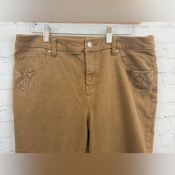 Chico’s So Slimming Girlfriend Ankle Timber Color Pants (Womens size 8) - Picture 7 of 10